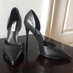 Steve Madden Leather Pumps